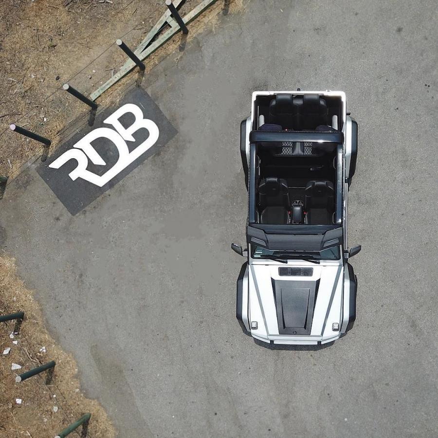  Mercedes-Benz G500 4x4&sup2; by RDB LA 2018 года  (фото 2 из 3)
